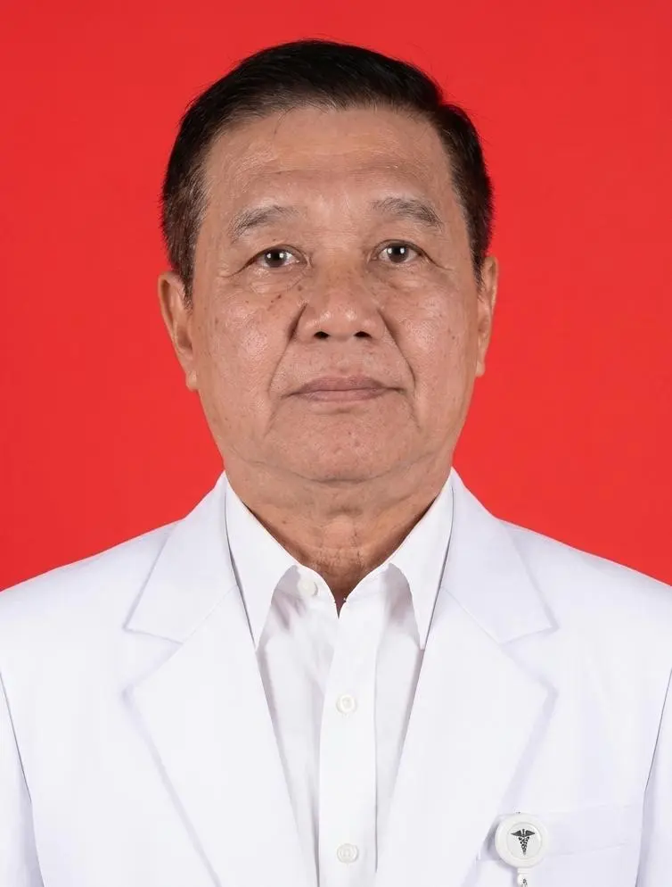 Laksma TNI purn dr. Lukman Jauhari M.Kes. Sp.KL — Spesialis Kedokteran Kelautan